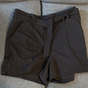Maurices Black, dressy Women's Shorts with stretch, pockets,& Tie Waist size L